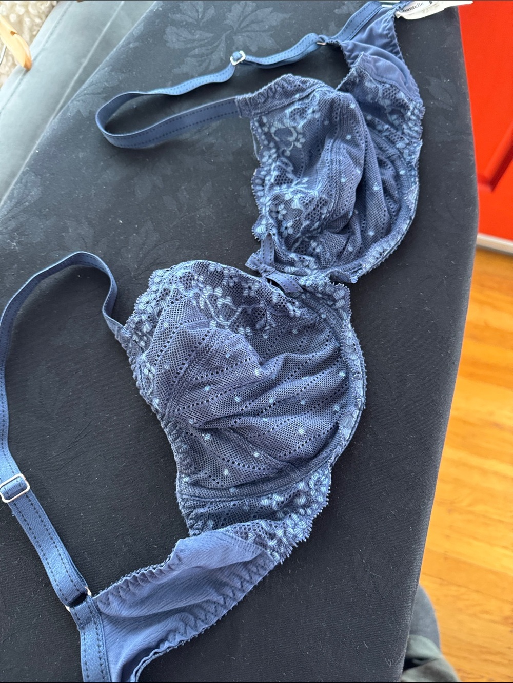 Chantelle medium-blue 32D lace bra